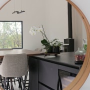 extension-cuisine-moderne-ilot-central-miroir